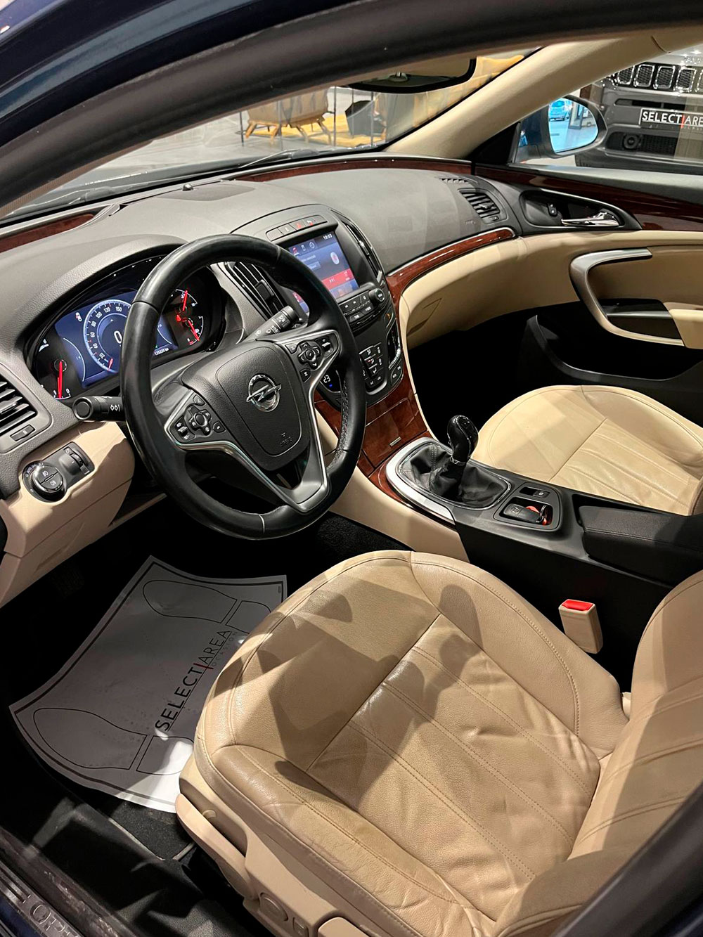 OPEL Insignia 2.0CDTI ecoFLEX StarStop | Select Área OPEL Insignia 2.0CDTI ecoFLEX StarStop | Select Área