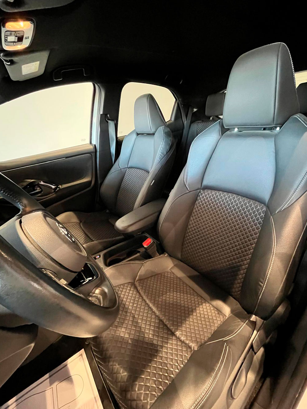 Select Área | TOYOTA Yaris 1.5 120H Style Plus Select Área | TOYOTA Yaris 1.5 120H Style Plus