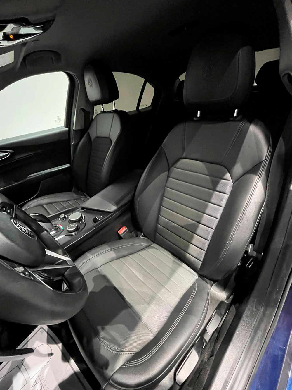 ALFA ROMEO Giulia 2.2 Diesel Super AT | Select Área ALFA ROMEO Giulia 2.2 Diesel Super AT | Select Área