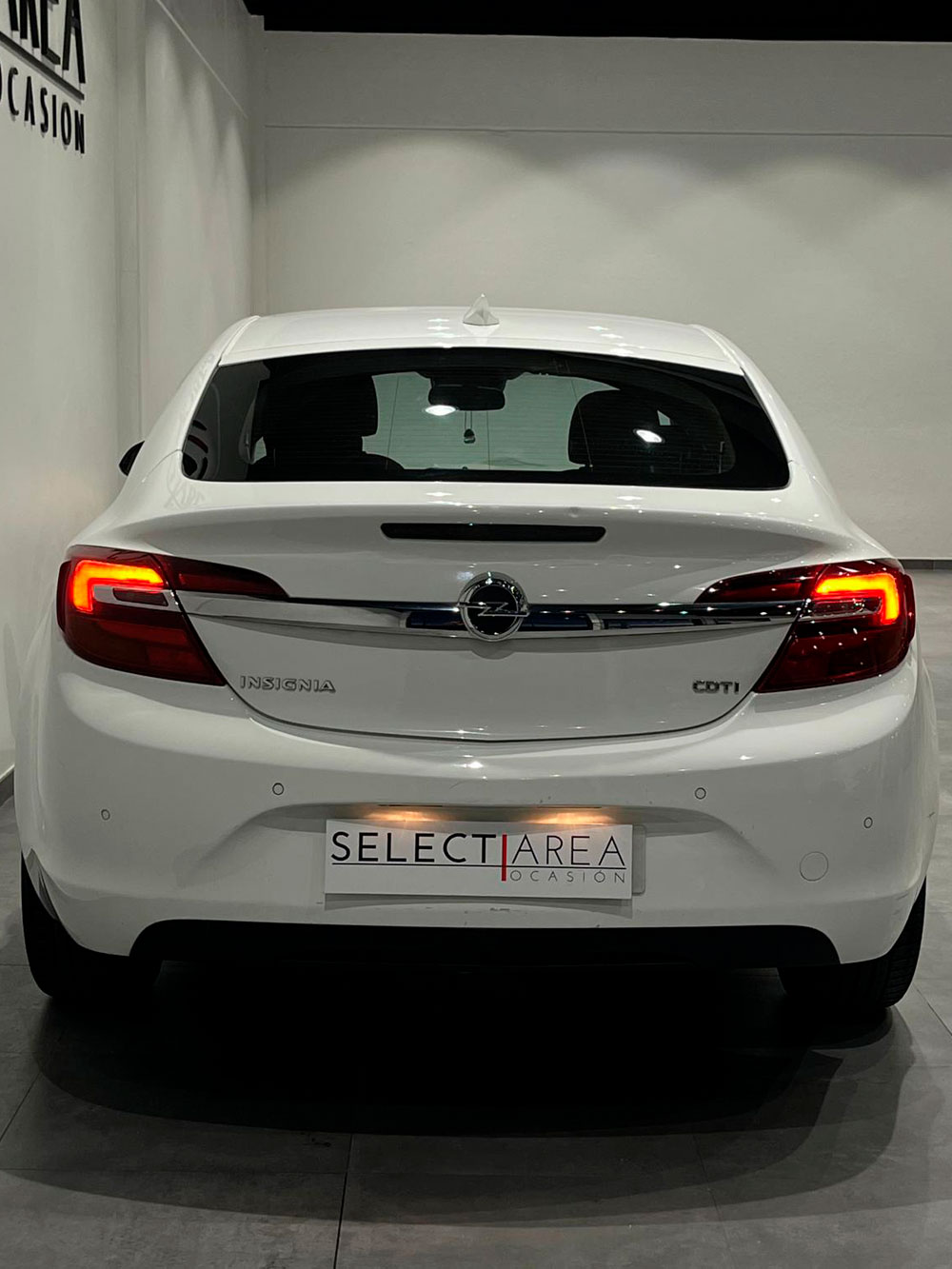 OPEL Insignia 1.6 CDTI Selective Auto | Select Área OPEL Insignia 1.6 CDTI Selective Auto | Select Área