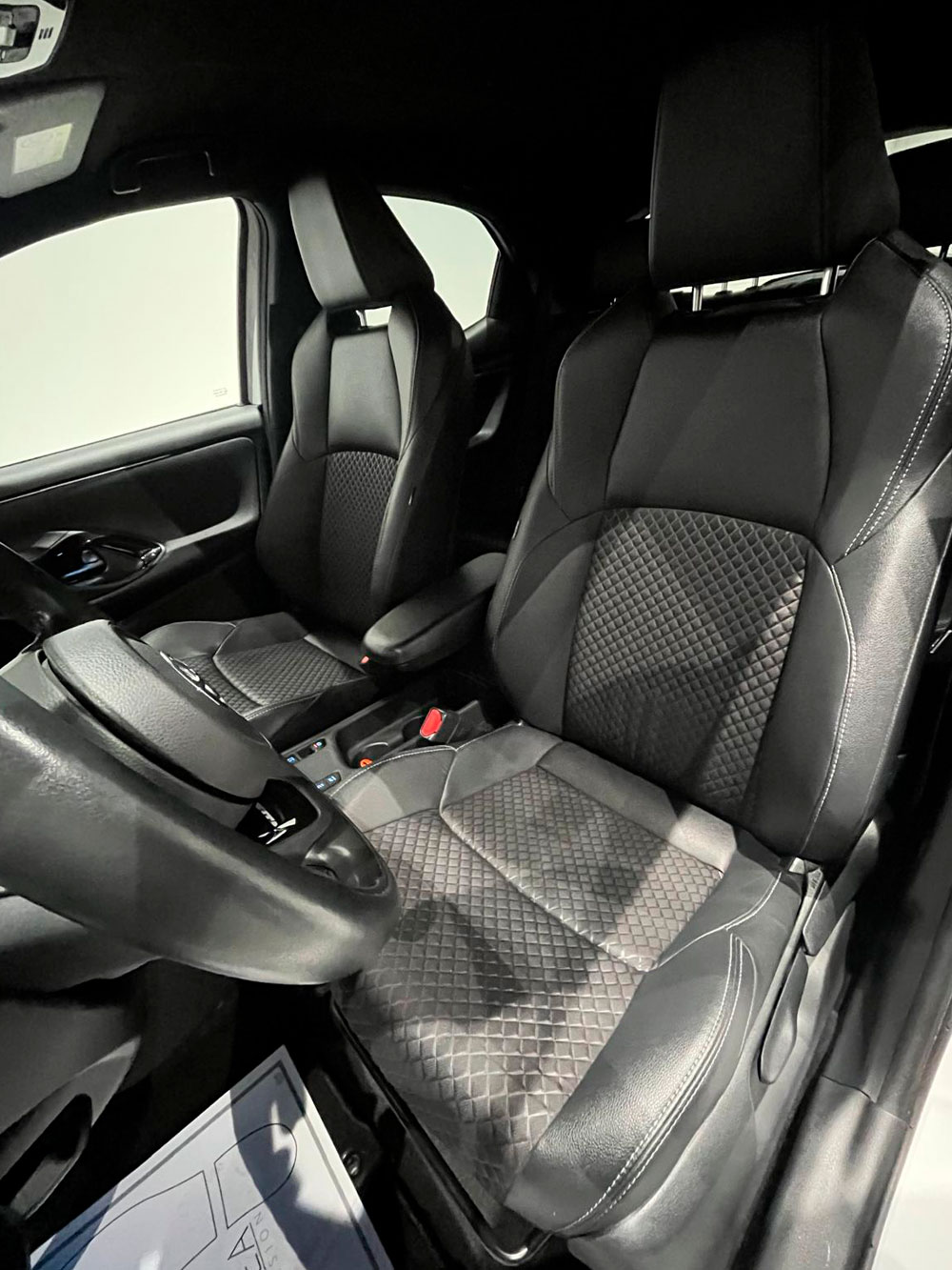 TOYOTA Yaris 1.5 120H Style Plus | Select Área TOYOTA Yaris 1.5 120H Style Plus | Select Área