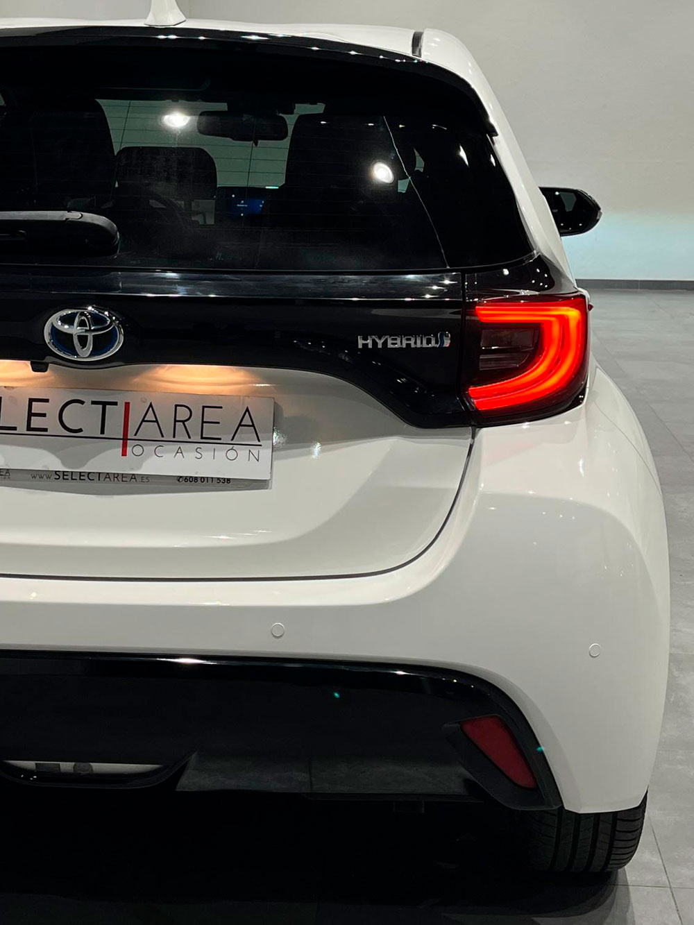 TOYOTA Yaris 1.5 120H Style Plus | Select Área TOYOTA Yaris 1.5 120H Style Plus | Select Área