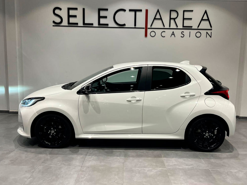 TOYOTA Yaris 1.5 120H Style Plus | Select Área