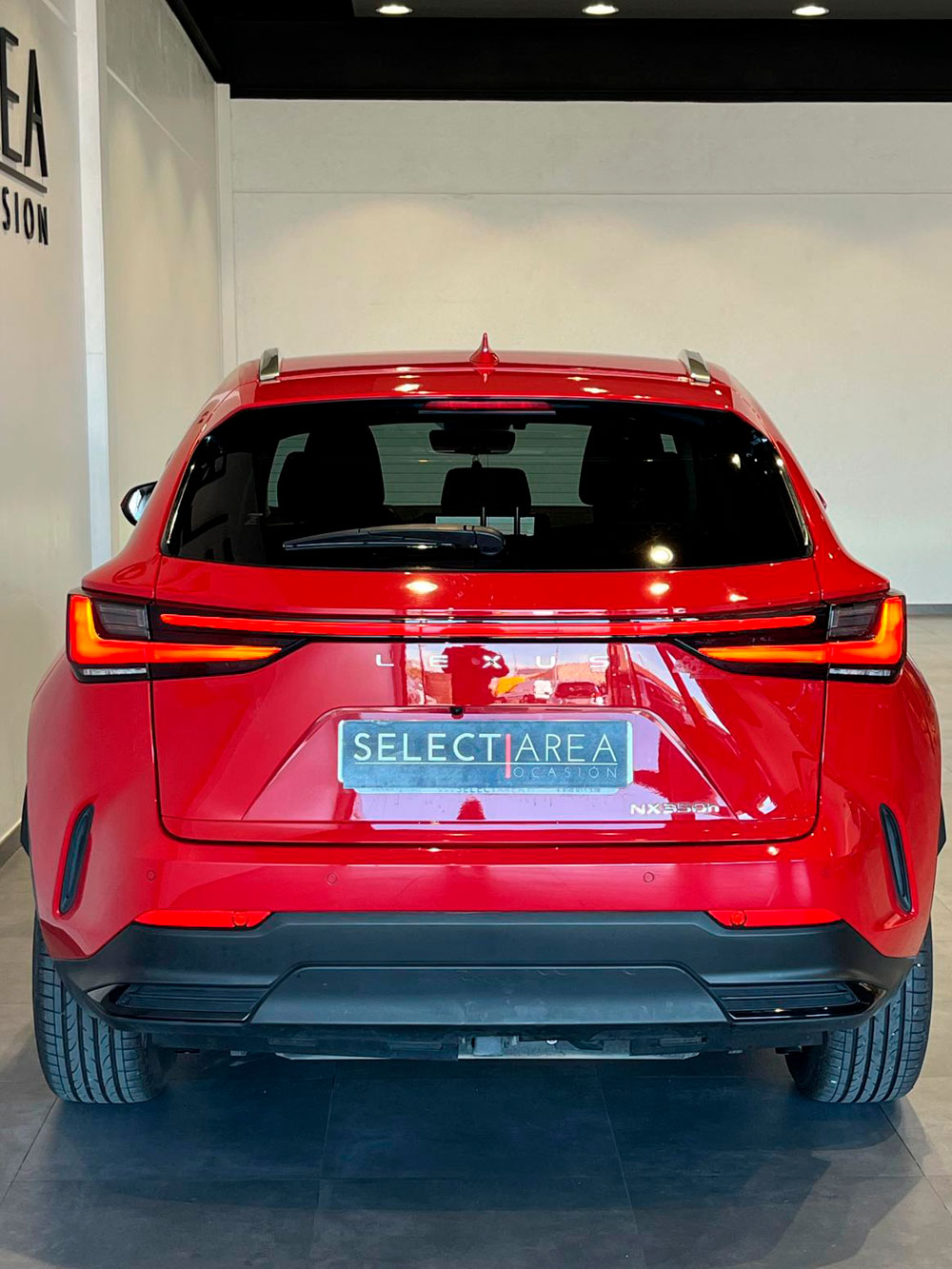 LEXUS NX 350H Executive 4WD- 2022 | Select Área