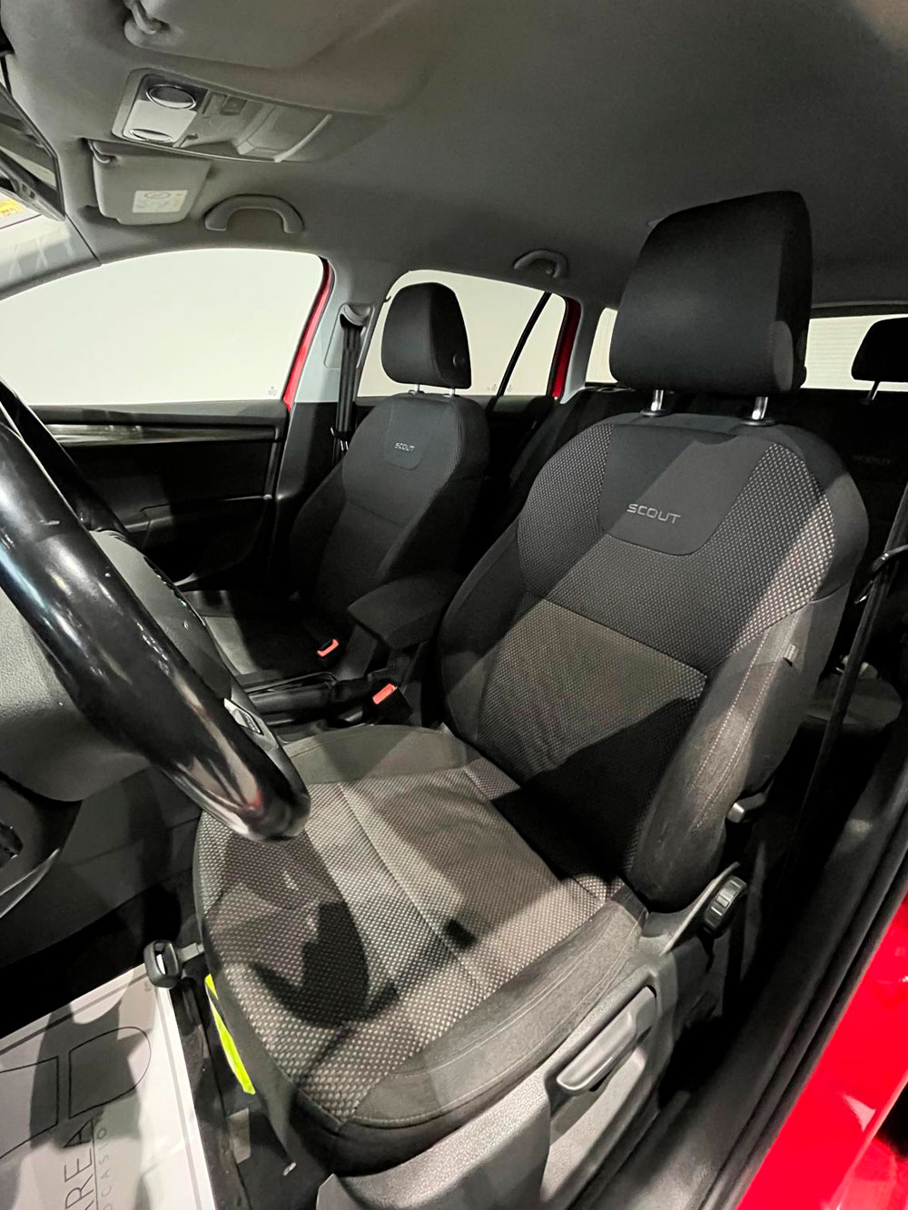 SKODA Scout 2.0 TDI CR DSG 4×4 | Select Área