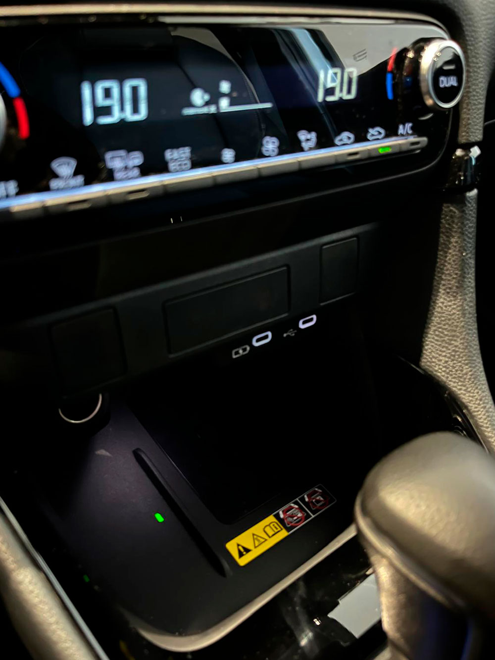 TOYOTA Yaris 1.5 120H Style | Select Área