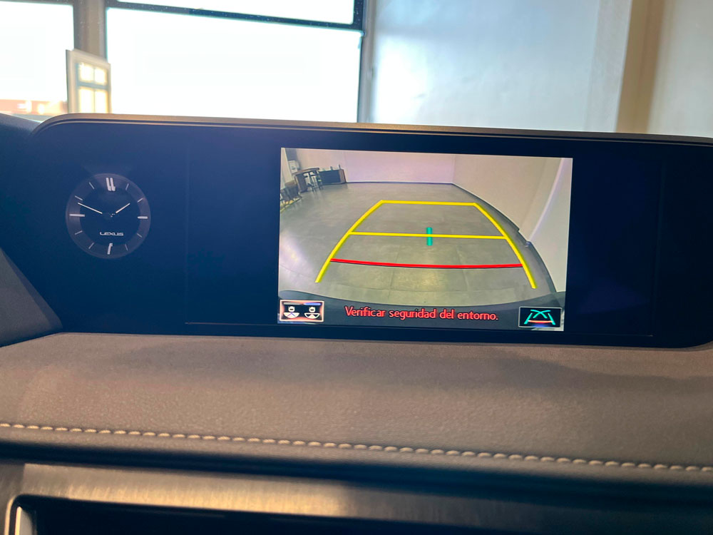 LEXUS UX 2.0 250h F Sport Cuero 4WD | Select Área