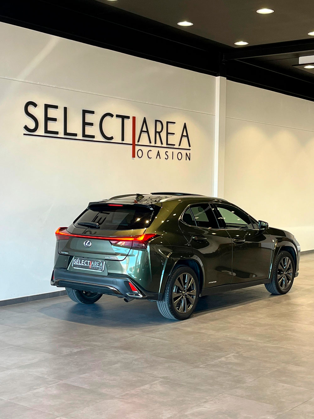 LEXUS UX 2.0 250h F Sport Cuero 4WD | Select Área