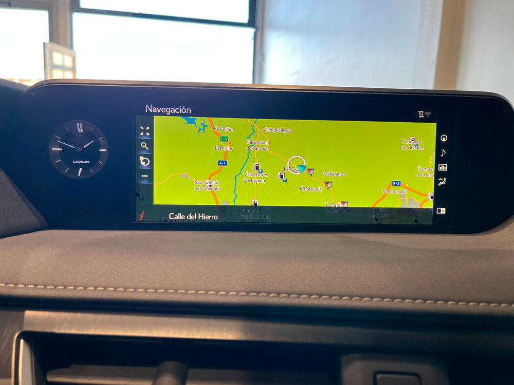 LEXUS UX 2.0 250h F Sport Cuero 4WD | Select Área