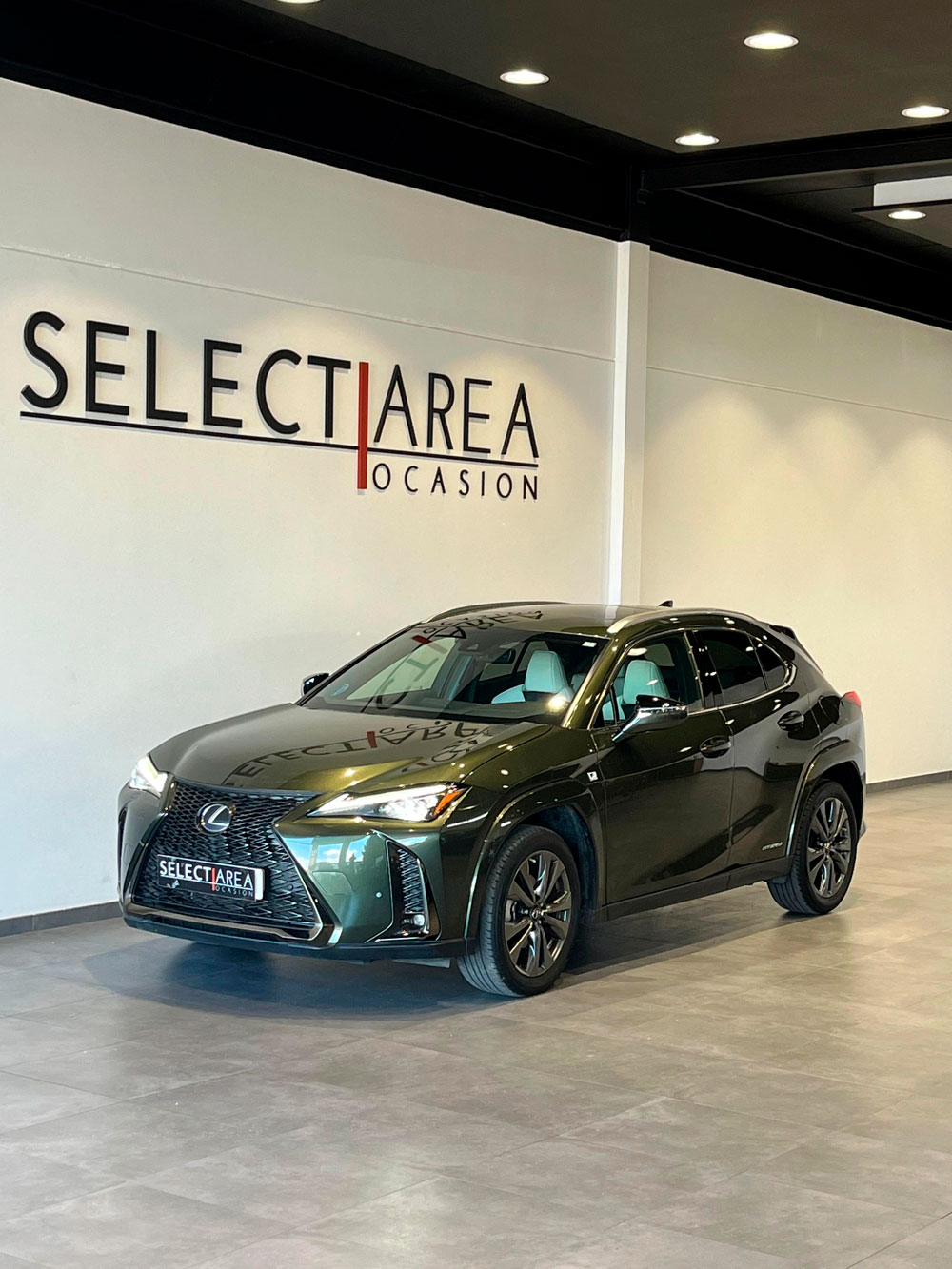 LEXUS UX 2.0 250h F Sport Cuero 4WD | Select Área